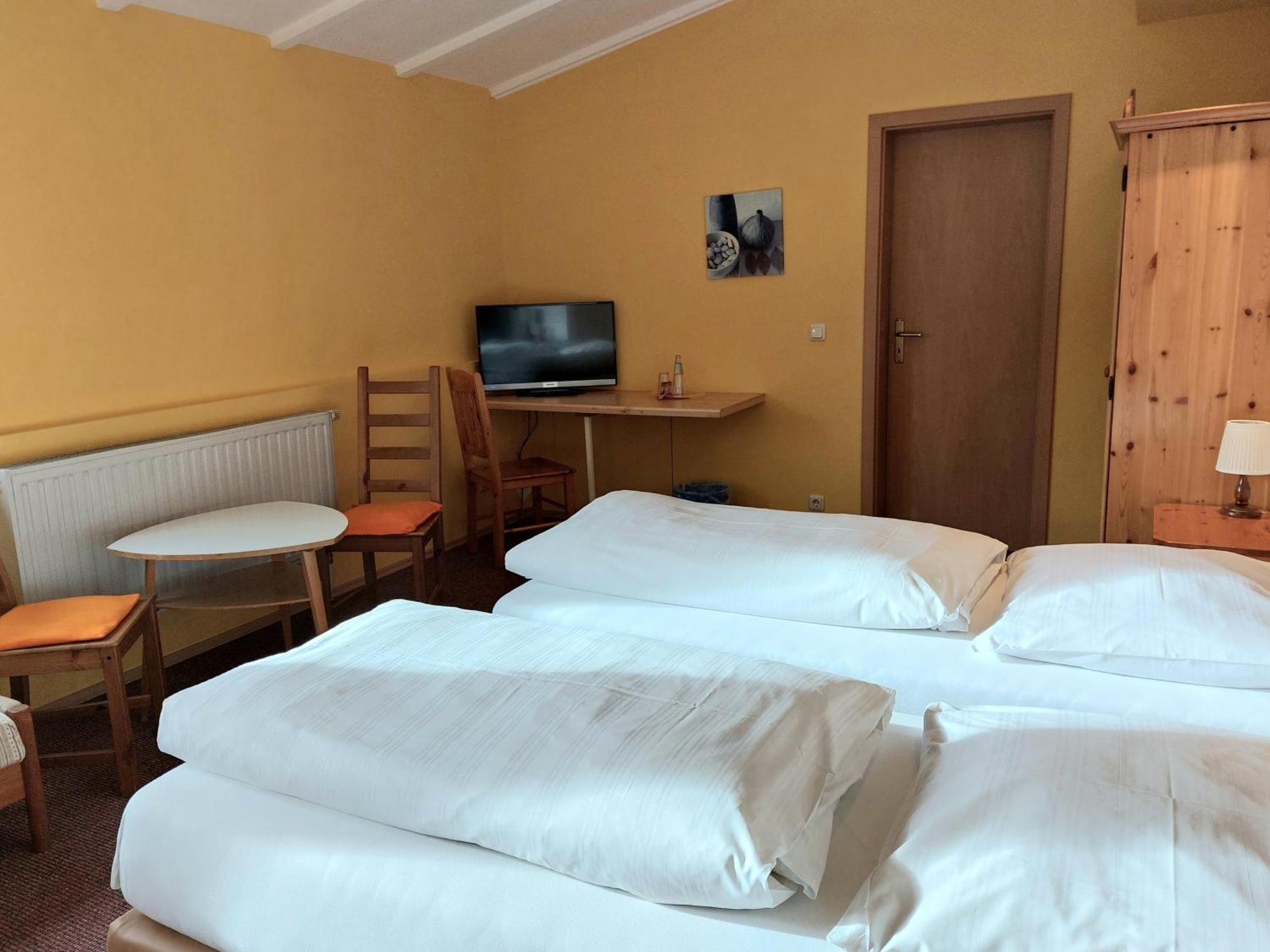 Gaestehaus Langhammer Bubenreuth Szoba fotó